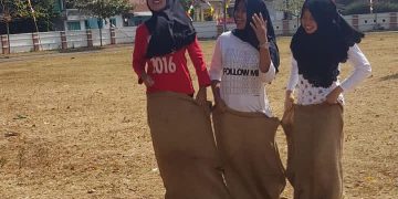 Sejarah Lomba Balap Karung, Ternyata Sudah Ada Sejak Zaman Belanda!