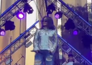 Atiek CB, di Jakarta Cinderella, di Amerika Upik Abu