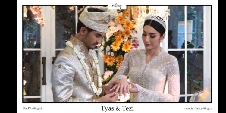 Tyas Mirasih Sah Melepas Status Janda