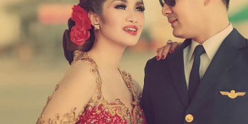 Fitri Carlina Beri Komentar Soal Gaji Pilot