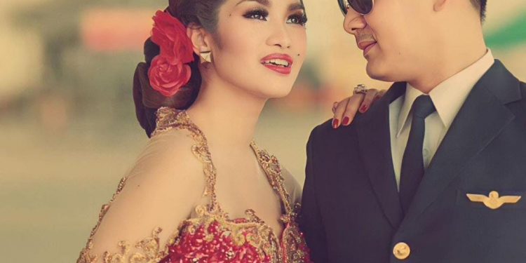 Fitri Carlina Beri Komentar Soal Gaji Pilot