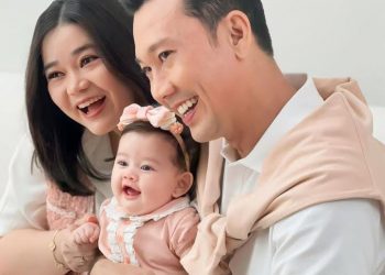 Deretan Artis Merayakan Natal Dengan Kehadiran Buah Hatinya.