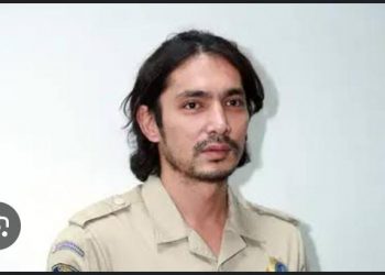 Abimana Aryasatya Ungkap Masa Lalu Sisi Gelap Industri Film