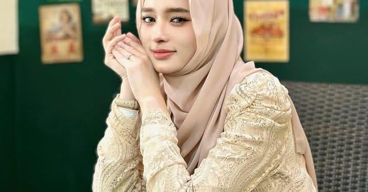 Inara Rusli Umrah, Minta Jodoh yang Bisa Membimbing karena Allah