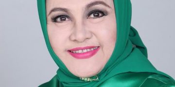 Denada Menyesal, Impian Ibunda Emilia Contessa Belum Terwujud Sampai Akhir Hayatnya