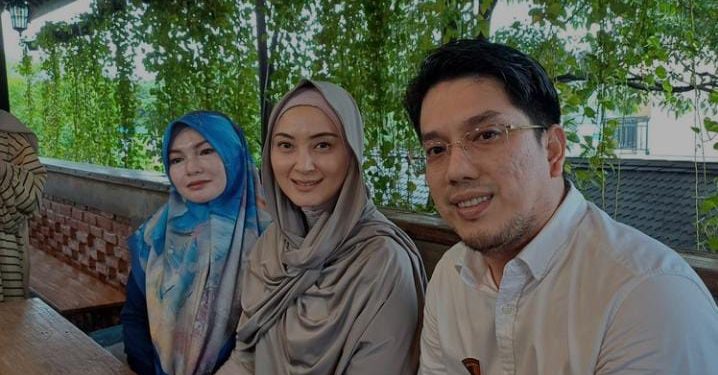 Della Puspita dan Suami Jadi Korban Penipuan Travel Umrah, Namanya Ikut Terseret