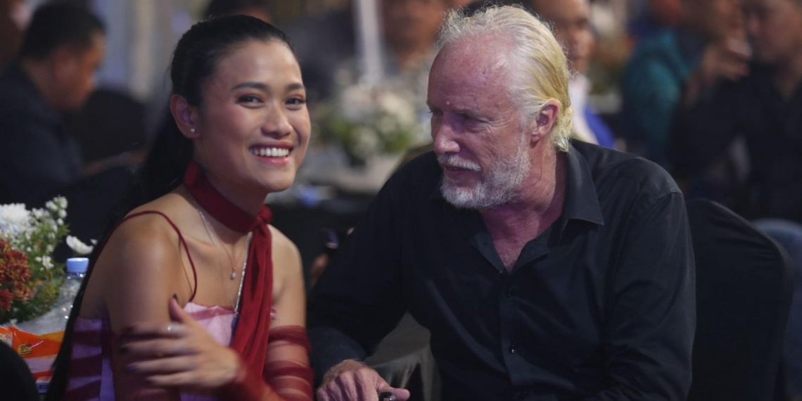 Andrew James, Suami Migi Rihasalay Bikin Film Dokumenter ” Dream Tinton”