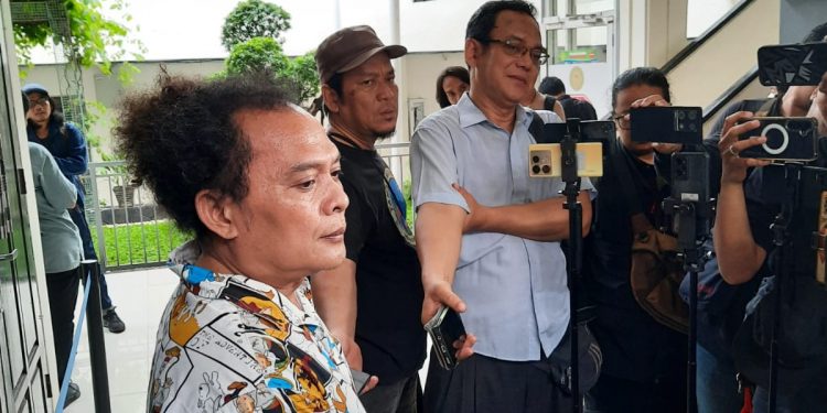 Sidang Fariz RM Ditunda Kembali, Kuasa Hukum Deolipa Yumara Optimis Akan Rehabilitasi
