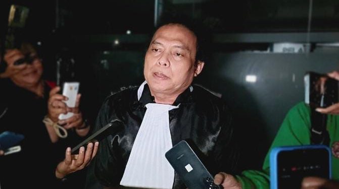Deolipa Yumara, Pengacara Fariz RM Sesalkan Tuntutan 6 Tahun Penjara dan Denda 800 Juta, Alasan Abaikan Aspek Kemanusiaan