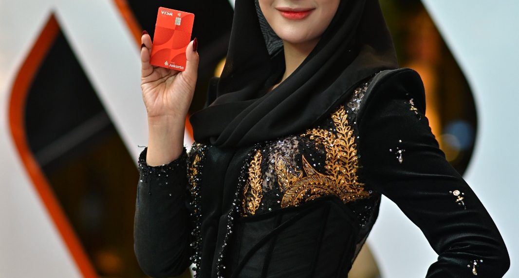 Dara Sarasvati: Transaksi Luar Negeri Kini Lebih Gampang Pakai Kartu Bank Jakarta