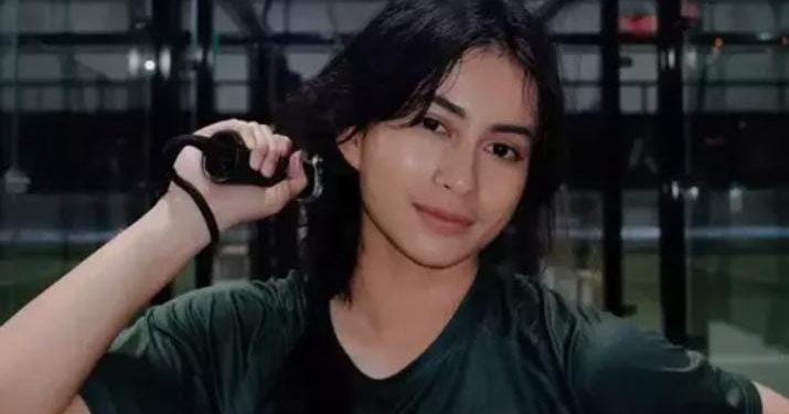 Heboh! Sintya Marisca Mendadak Pamer Cincin di Jari Manis dan Gandeng Pria Misterius