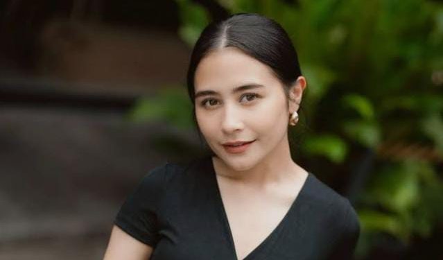Prilly Latuconsina Pilih Melangkah Sendiri, Resmi Lepas dari Sinemaku Pictures