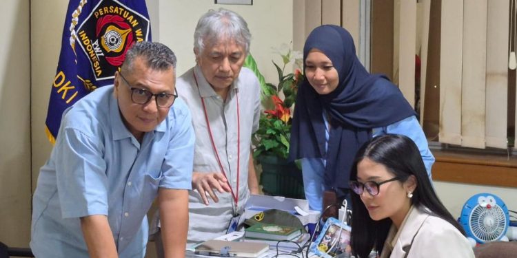 Lomba Karya Jurnalistik, Dua Kategori Khusus Tahap Final